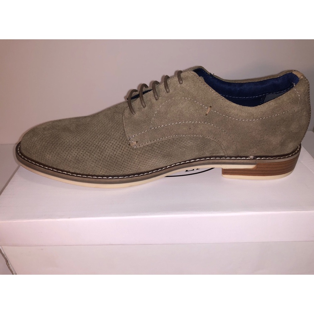 *NIB* Steve Madden Men’s suede shoe, SIZE 13.